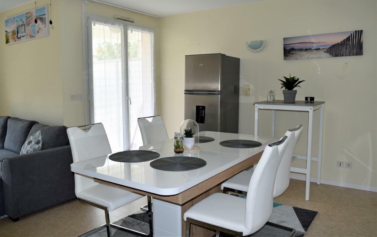 Port De Plaisance Apartment โรชฟอร์ ภายนอก รูปภาพ
